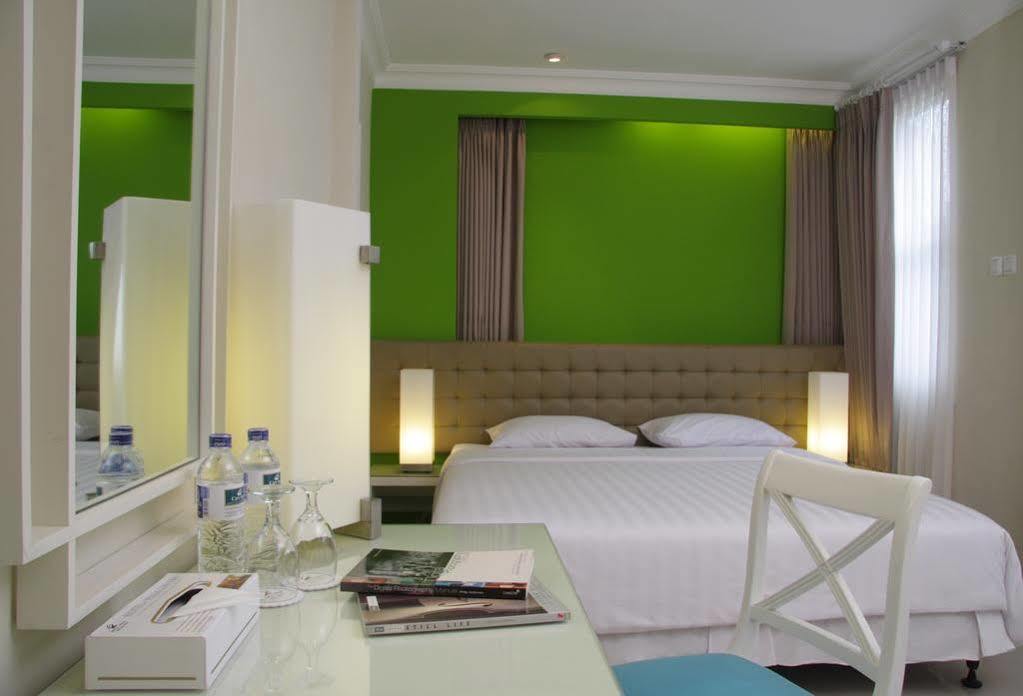 Ciputra Golf, Club & Hotel Surabaya Luaran gambar